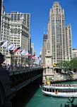 bb-Chicago River Flags_0775