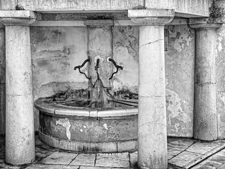 Fountain, Menton, France 2019