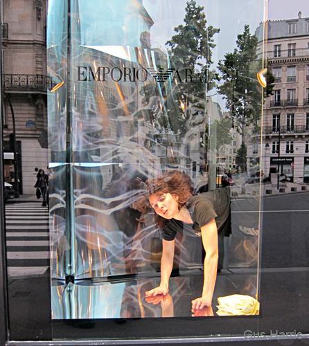 ab_Girl Cleaning Armani Shop Window_1923