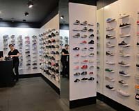 co_Shoes On Wall Store_1907