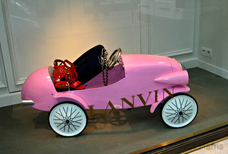 ak_PinkCar_Lanvin_9940