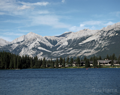 bb-Mountains Lake Jaspar_6980