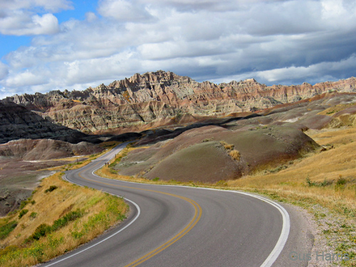 aj--Winding Road Badlands_0575