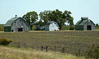 eb--Three Barns Between Chicago and LA--DC1T3636